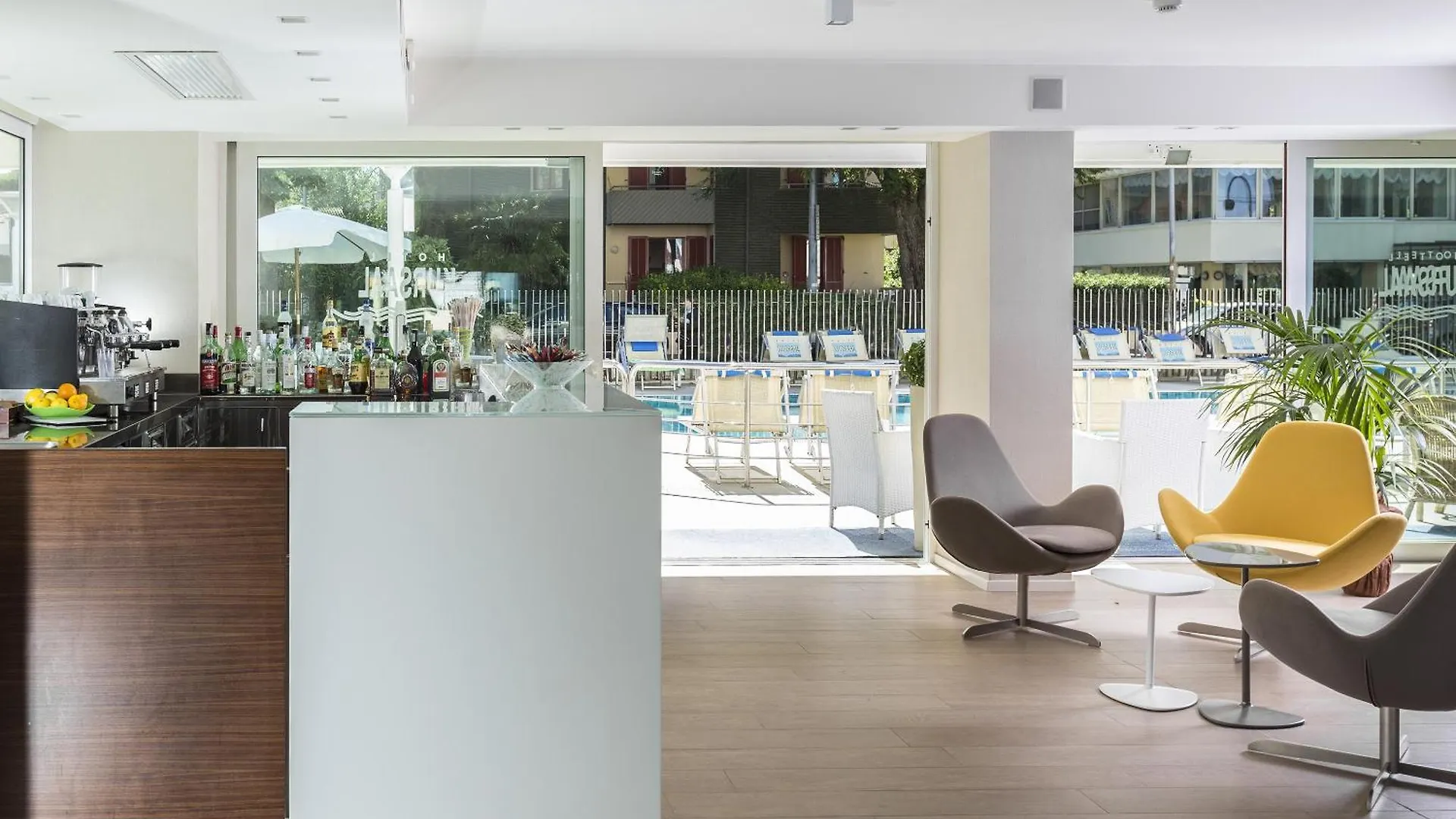 Hotel Kursaal - Fronte Mare Con Piscina Riccione
